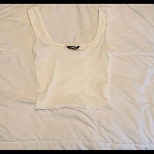 WHITE CROPPED TANK
